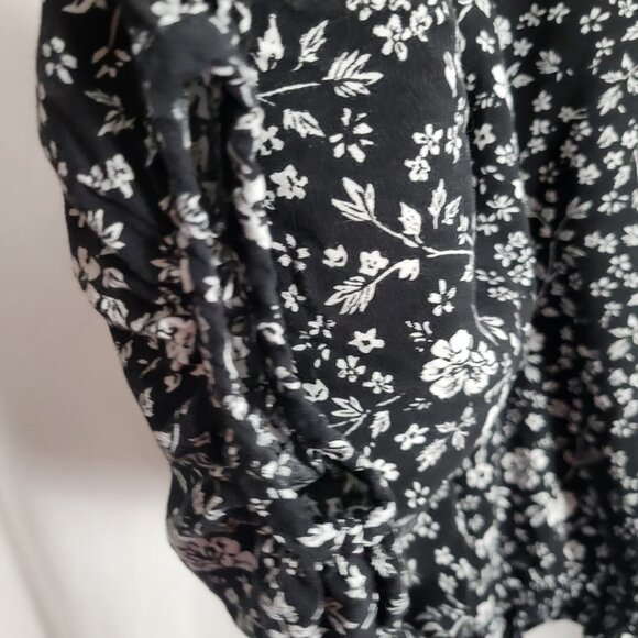 Vanilla Star Blouse Rayon Floral Black White tie waist BOHO frilly puff tasseled - Picture 7 of 11